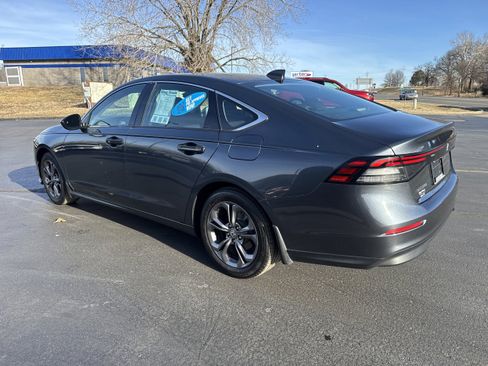 Used 2024 Honda Accord EX image 3