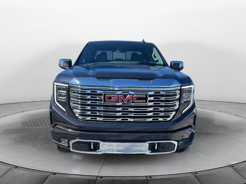 New 2025 GMC Sierra 1500 Denali w/ Technology Package image 2