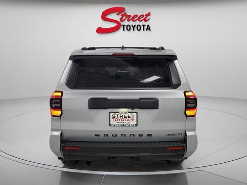 New 2026 Toyota 4Runner TRD Off-Road AWD/4WD image 3