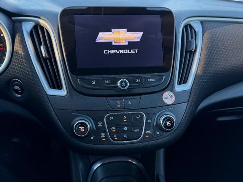 Used 2024 Chevrolet Malibu LT FWD image 12