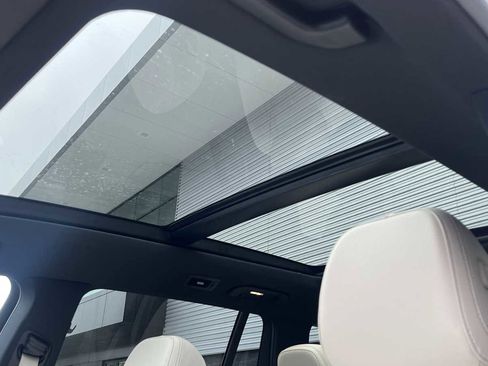 Certified 2025 Mercedes-Benz GLS 450 4MATIC image 32