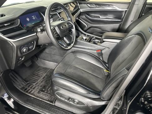 Certified 2023 Jeep Grand Cherokee Trailhawk w/ Advanced Protech Group II AWD/4WD image 3