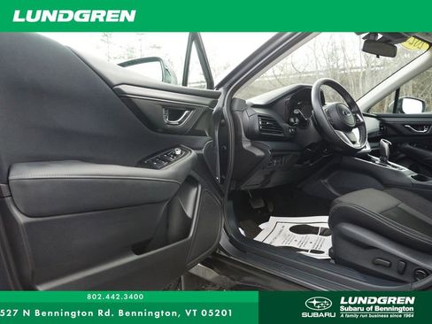 Used 2023 Subaru Outback Premium image 27