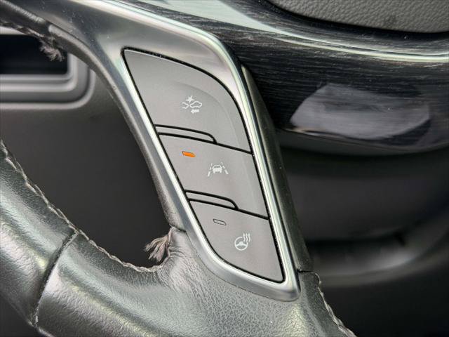 Used 2024 Cadillac XT5 Premium Luxury w/ LPO, Floor Liner Package AWD/4WD image 24
