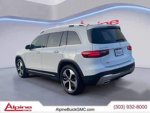 Used 2025 Mercedes-Benz GLB 250 4MATIC image 3