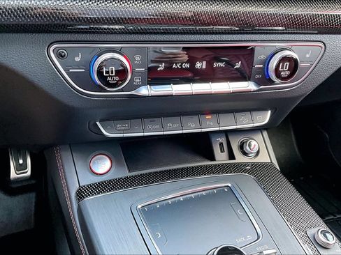 Used 2019 Audi SQ5 Prestige w/ Prestige Package AWD/4WD image 16