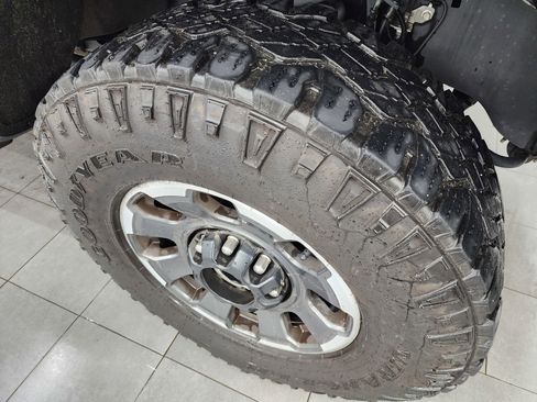 Used 2023 Ford F250 XLT w/ Tremor Off-Road Package image 3