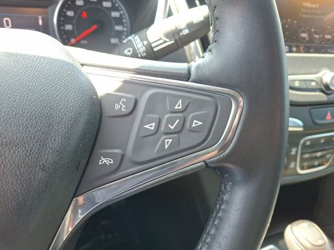 Used 2020 Chevrolet Equinox LT AWD/4WD image 22