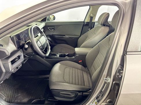 Certified 2025 Kia K4 EX image 11