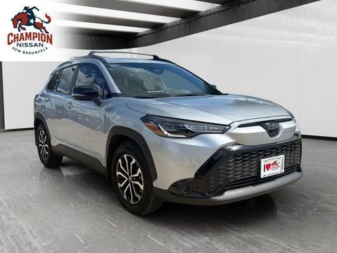 Used 2025 Toyota Corolla Cross AWD Hybrid image 7