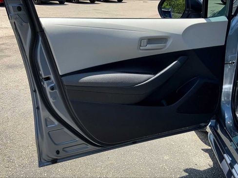 Used 2024 Toyota Corolla LE image 21