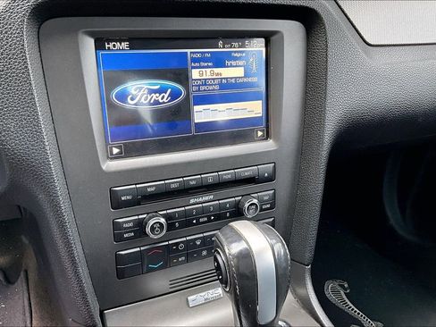 Used 2013 Ford Mustang GT Premium w/ Electronics Pkg RWD image 10