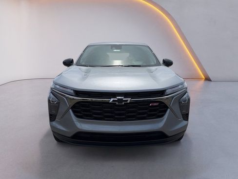 New 2026 Chevrolet Trax RS w/ Driver Confidence Package FWD image 8