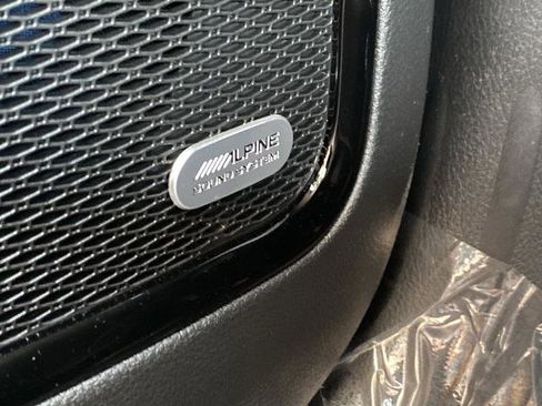 New 2025 Jeep Compass Limited w/ Sun & Sound Group image 33