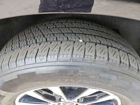 Used 2025 Ford Expedition Platinum AWD/4WD image 26