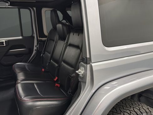 Used 2020 Jeep Wrangler Unlimited Rubicon AWD/4WD image 23