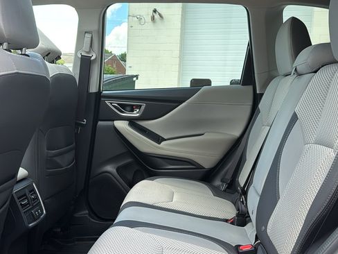 Certified 2023 Subaru Forester Premium AWD/4WD image 22