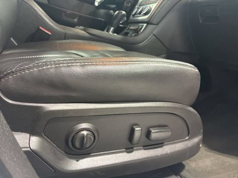 Used 2016 GMC Acadia SLT AWD/4WD image 44