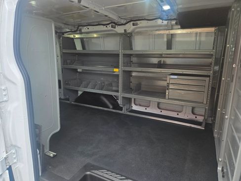 Used 2019 Ford Transit 150 130 Low Roof RWD image 11