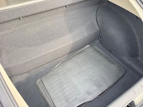 Used 2007 Chrysler Crossfire Coupe image 9