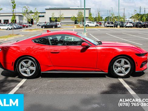 Used 2026 Ford Mustang Premium RWD image 9