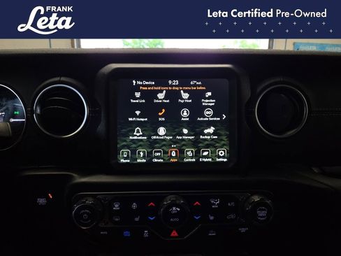 Used 2023 Jeep Wrangler Unlimited Sahara w/ Cold Weather Group AWD/4WD image 10