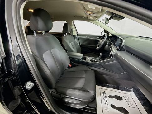 Used 2022 Kia K5 LXS image 25