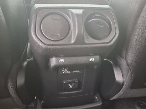 Used 2023 Jeep Wrangler Unlimited Rubicon 4xe w/ Cold Weather Group AWD/4WD image 22