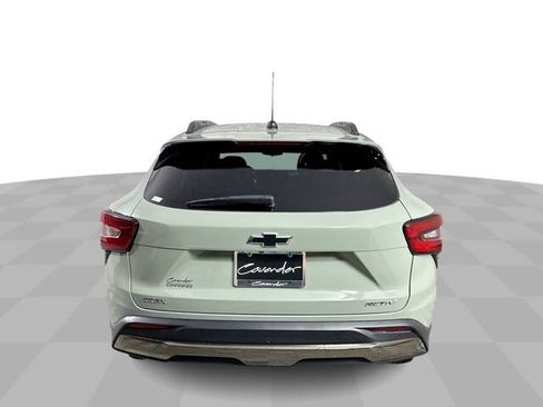 Used 2025 Chevrolet Trax ACTIV w/ Driver Confidence Package FWD image 7