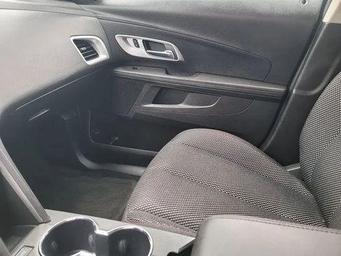 Used 2017 Chevrolet Equinox LT w/ Convenience Package AWD/4WD image 17