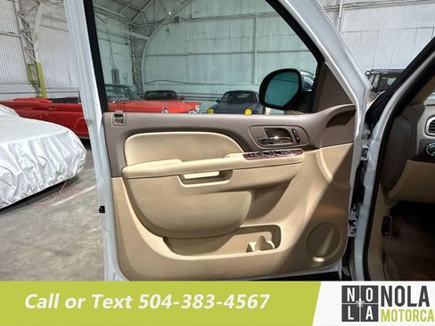 Used 2014 Chevrolet Suburban LT w/ All-Star Edition RWD image 18