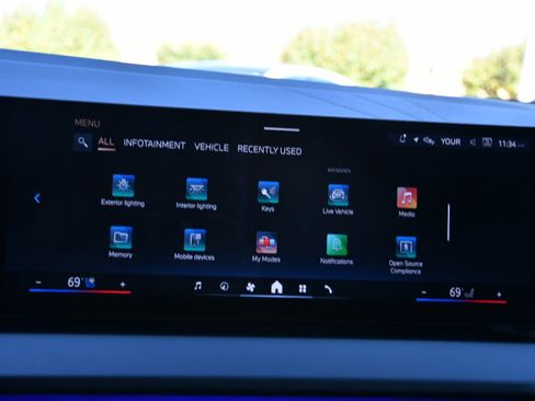 Used 2025 BMW X3 xDrive30i image 22