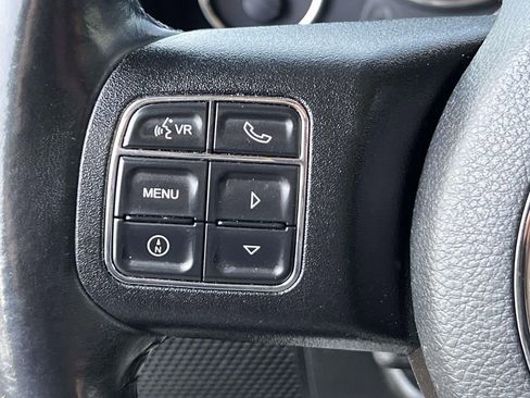 Used 2018 Jeep Wrangler Unlimited Sport S AWD/4WD image 19