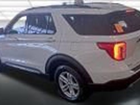 Used 2023 Ford Explorer XLT w/ Equipment Group 202A image 15
