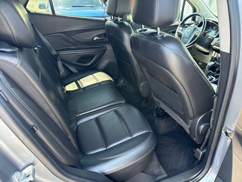 Used 2019 Buick Encore Essence AWD/4WD image 17
