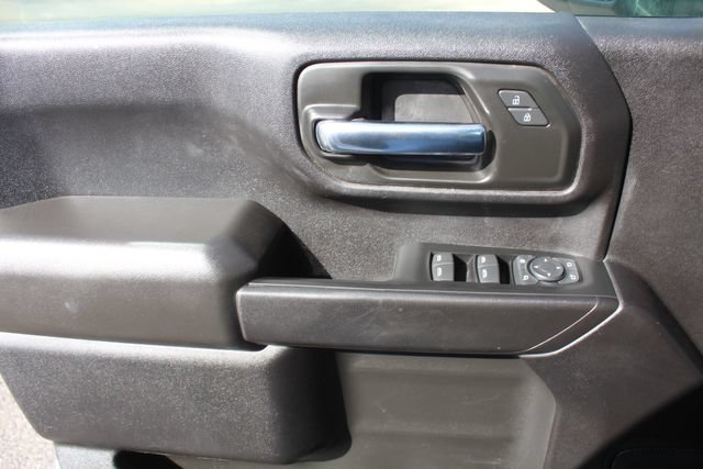 Used 2024 Chevrolet Silverado 2500 Custom w/ Custom Value Package AWD/4WD image 30