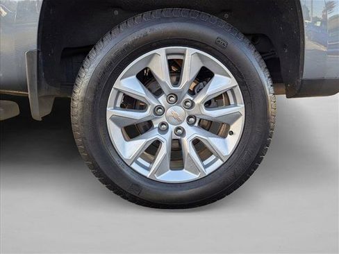 Used 2022 Chevrolet Silverado 1500 LTZ w/ LTZ Convenience Package II image 22