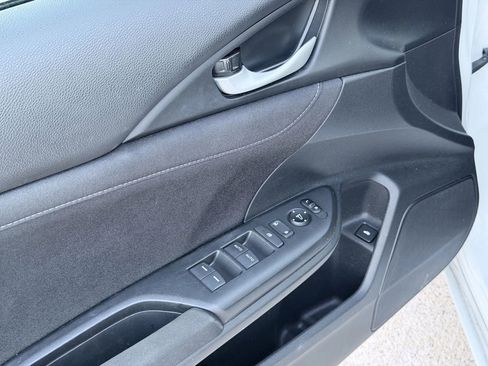 Used 2021 Honda Insight EX image 26