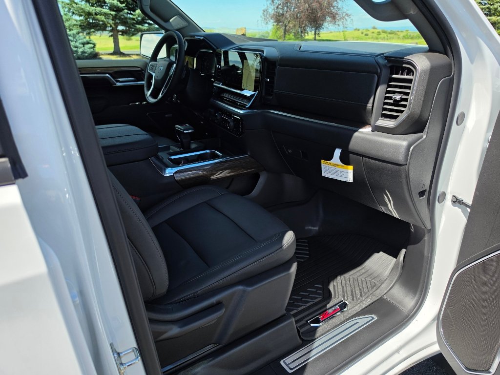 New 2026 Chevrolet Silverado 1500 RST w/ RST All Star Premium Package AWD/4WD image 25