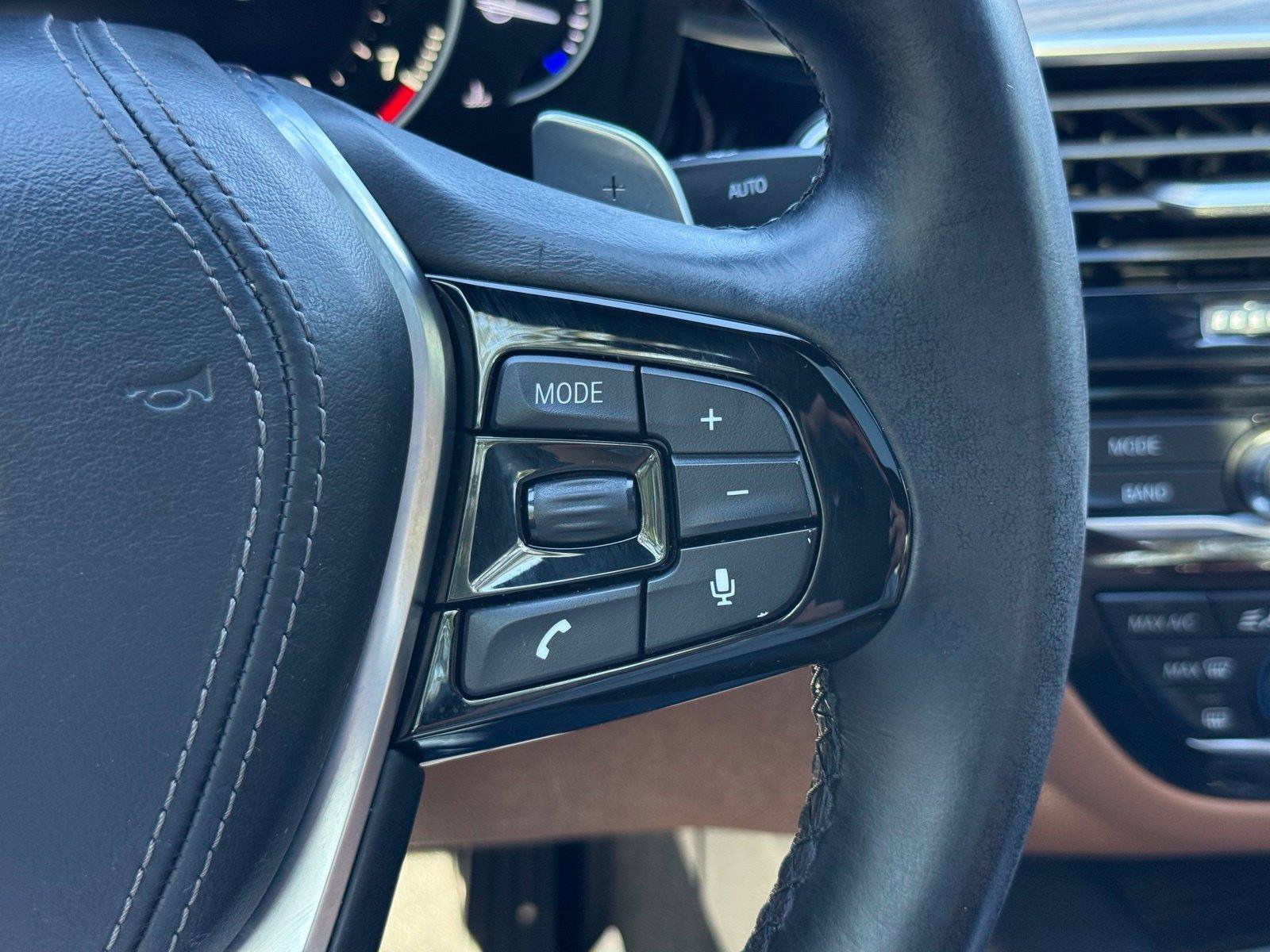 Used 2018 BMW 530i RWD image 35