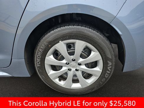 Used 2025 Toyota Corolla LE FWD image 46