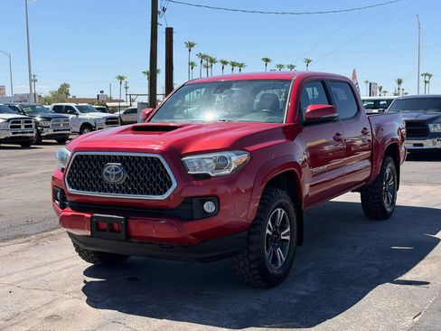 Used 2019 Toyota Tacoma TRD Sport w/ Technology Package AWD/4WD image 1