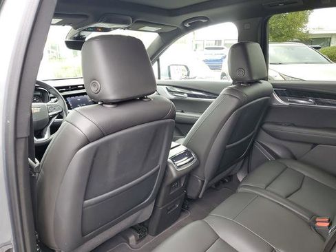 Certified 2023 Cadillac XT6 Premium Luxury w/ Technology Package image 35