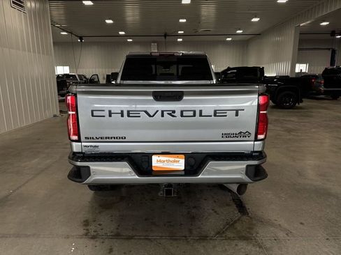 Used 2024 Chevrolet Silverado 3500 High Country w/ High Country Premium Package image 7