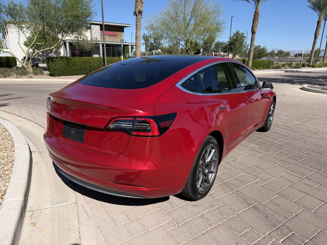 Used 2019 Tesla Model 3 Standard Range RWD image 3