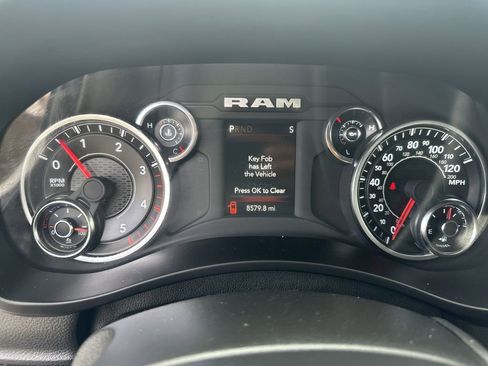 Used 2024 RAM 5500 Tradesman w/ Chrome Appearance Group image 27