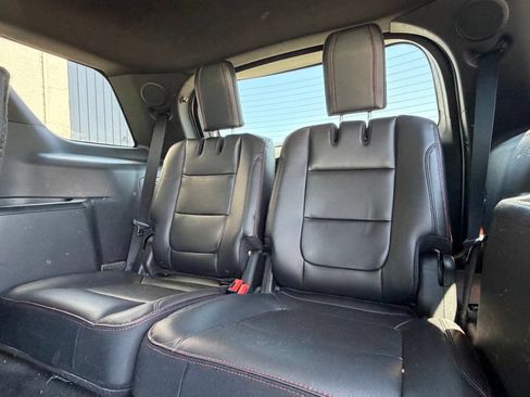 Used 2016 Ford Explorer Sport w/ Equipment Group 401A AWD/4WD image 18
