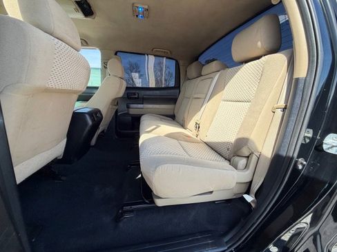 Used 2012 Toyota Tundra 4x4 CrewMax w/ SR5 Pkg image 10