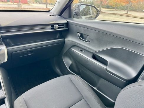 Used 2024 Hyundai Kona SEL w/ Convenience Package image 26