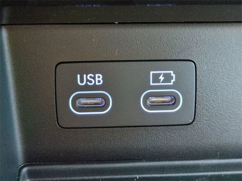 Certified 2025 Genesis GV80 2.5T Select image 20